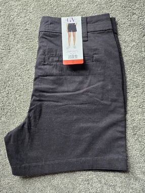 Gloria Vanderbilt Black Chino Shorts